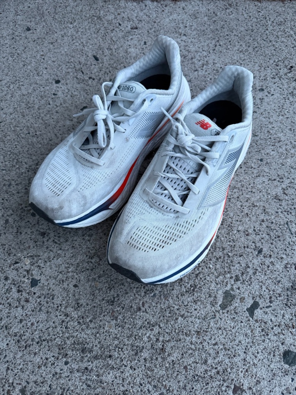 New Balance 1080v14 D Men's White Athletic Running Shoes with Red & Navy